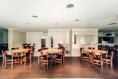 Apartamento à venda com 200m², 4 quartos e 3 vagasÁrea Comum - Salão de Festas