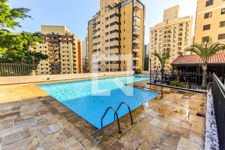 Apartamento à venda com 200m², 4 quartos e 3 vagasÁrea Comum - Piscina