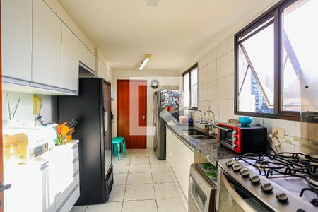 Apartamento à venda com 200m², 4 quartos e 3 vagasCozinha