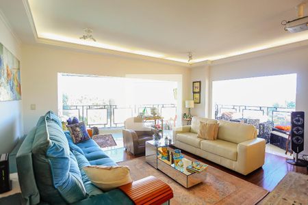 Apartamento à venda com 200m², 4 quartos e 3 vagasSala