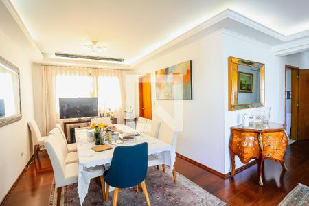 Apartamento à venda com 200m², 4 quartos e 3 vagasSala