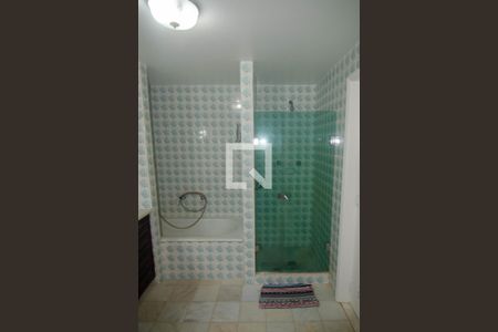 Apartamento à venda com 250m², 3 quartos e 2 vagasBanheiro do Quarto 1