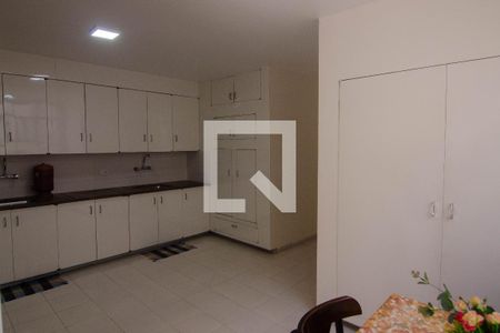 Apartamento à venda com 250m², 3 quartos e 2 vagasCozinha