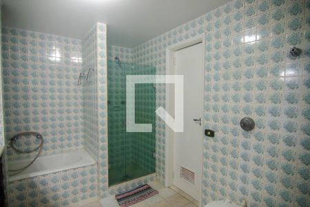 Apartamento à venda com 250m², 3 quartos e 2 vagasBanheiro do Quarto 1