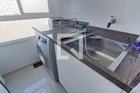 Apartamento para alugar com 90m², 2 quartos e 1 vagaÁrea de Serviço