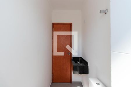 Banheiro de apartamento para alugar com 1 quarto, 72m² em Vila dos Remédios, São Paulo