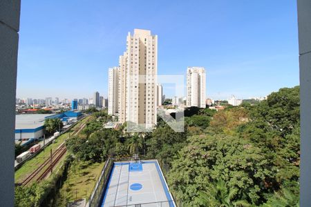 Apartamento para alugar com 88m², 2 quartos e 2 vagasVista da sacada da suíte 2