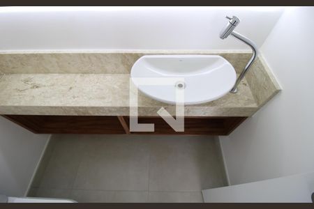 Apartamento para alugar com 88m², 2 quartos e 2 vagasDetalhe lavabo 
