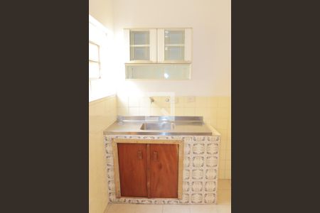 Pia cozinha de casa para alugar com 1 quarto, 58m² em Centro, Embu das Artes