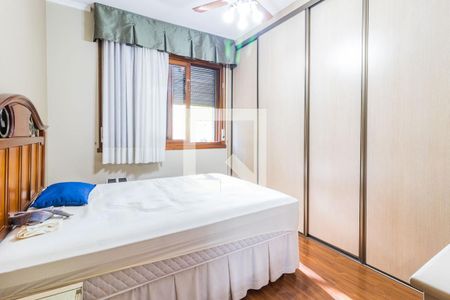 Apartamento à venda com 227m², 3 quartos e 2 vagas Apartamento à venda com 227m², 3 quartos e 2 vagasDormitório2