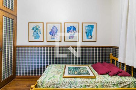 Apartamento à venda com 227m², 3 quartos e 2 vagas Apartamento à venda com 227m², 3 quartos e 2 vagasDormitório