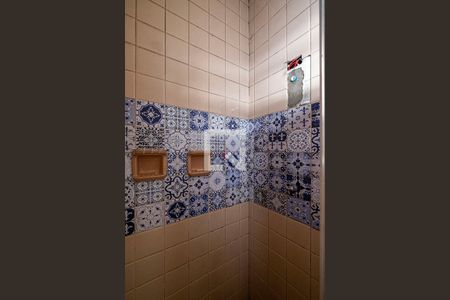 Casa à venda com 220m², 3 quartos e 2 vagas Casa à venda com 220m², 3 quartos e 2 vagasSuíte - Banheiro