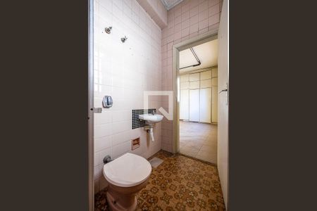 Casa à venda com 220m², 3 quartos e 2 vagas Casa à venda com 220m², 3 quartos e 2 vagasSuíte - Banheiro