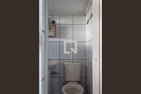 Casa à venda com 114m², 3 quartos e 1 vaga Casa à venda com 114m², 3 quartos e 1 vagaBanheiro