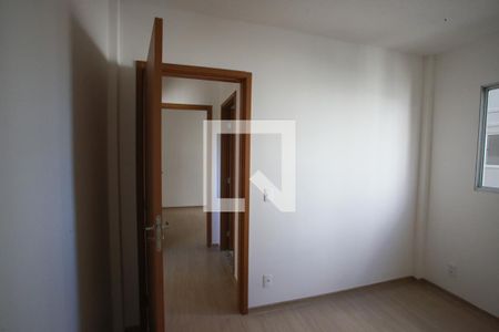 Quarto 1 de apartamento para alugar com 2 quartos, 48m² em Taquara, Rio de Janeiro