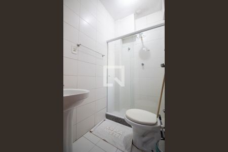 Banheiro social de apartamento à venda com 1 quarto, 18m² em Copacabana, Rio de Janeiro