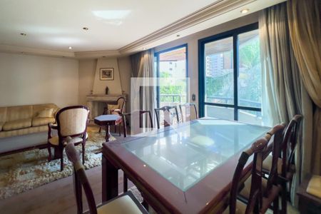 Sala de apartamento para alugar com 3 quartos, 140m² em Indianópolis, São Paulo