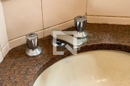 Apartamento para alugar com 140m², 3 quartos e 2 vagasBanheiro de serviço