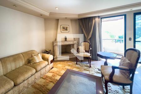 Sala de apartamento para alugar com 3 quartos, 140m² em Indianópolis, São Paulo