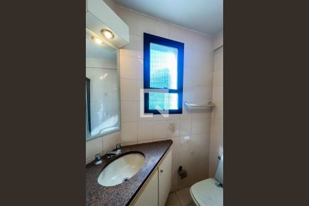 Apartamento para alugar com 140m², 3 quartos e 2 vagasBanheiro da Suíte 1