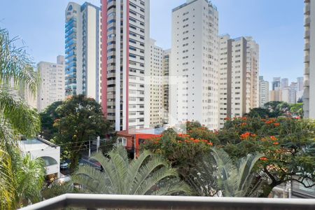 Vista  de apartamento para alugar com 3 quartos, 140m² em Indianópolis, São Paulo