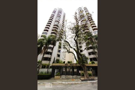 Apartamento para alugar com 140m², 3 quartos e 2 vagasFachada