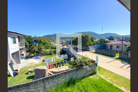 Vista de apartamento para alugar com 2 quartos, 80m² em São João do Rio Vermelho, Florianópolis