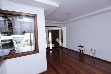 Sala de casa à venda com 4 quartos, 670m² em Colonial, Contagem