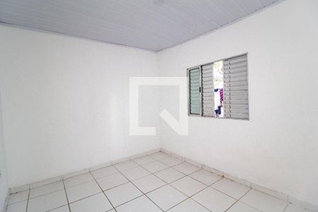 Quarto de casa para alugar com 1 quarto, 50m² em Jardim Vivan, São Paulo