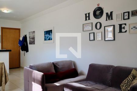 Sala de apartamento para alugar com 3 quartos, 78m² em Sagrada Família, Belo Horizonte