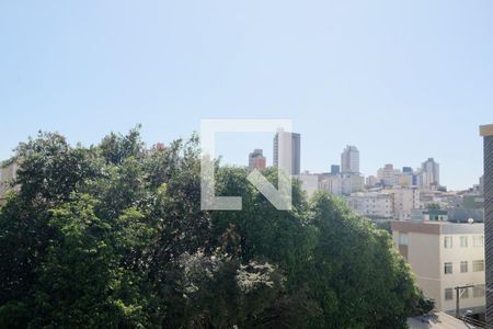 Vista de apartamento para alugar com 3 quartos, 78m² em Sagrada Família, Belo Horizonte