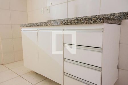 Apartamento para alugar com 60m², 2 quartos e 1 vaga Apartamento para alugar com 60m², 2 quartos e 1 vagaCozinha - Armários