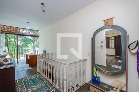 Casa à venda com 1000m², 3 quartos e 5 vagas Casa à venda com 1000m², 3 quartos e 5 vagasSala 2