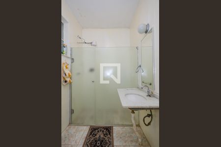 Casa à venda com 1000m², 3 quartos e 5 vagas Casa à venda com 1000m², 3 quartos e 5 vagasBanheiro Social