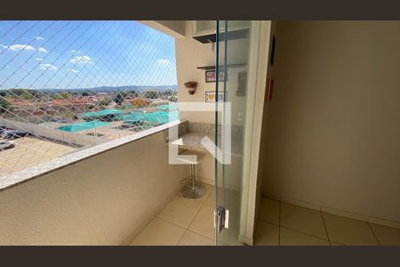 Varanda de apartamento para alugar com 2 quartos, 64m² em Residencial Eldorado, Goiânia
