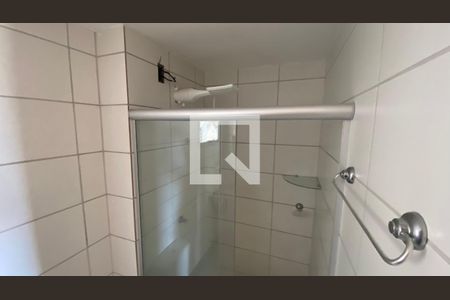 Banheiro 1 de apartamento para alugar com 2 quartos, 64m² em Residencial Eldorado, Goiânia