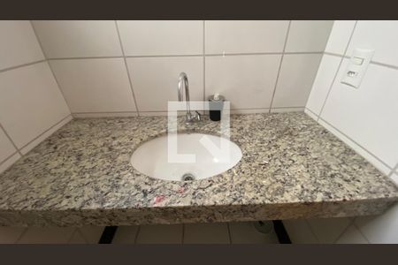 Apartamento para alugar com 64m², 2 quartos e 1 vagaBanheiro 2