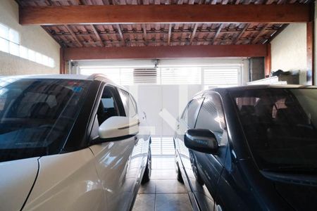 Casa à venda com 150m², 3 quartos e 2 vagas Casa à venda com 150m², 3 quartos e 2 vagasGaragem