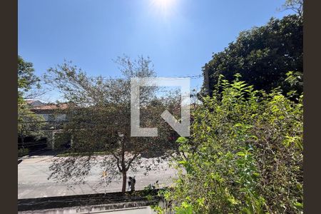 Casa à venda com 240m², 4 quartos e 3 vagasVista da Varanda do Quarto 4