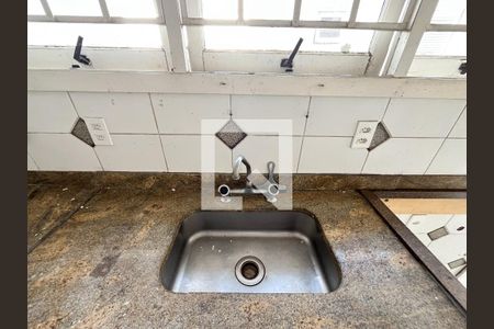 Casa à venda com 240m², 4 quartos e 3 vagasCozinha 