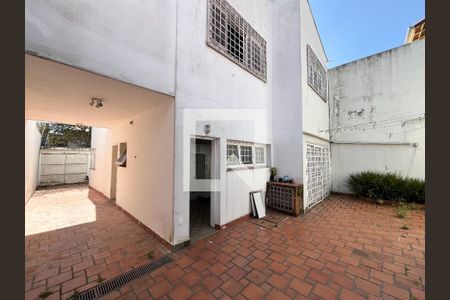 Casa à venda com 240m², 4 quartos e 3 vagasQuintal