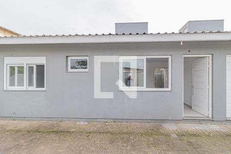 Casa de condomínio à venda com 56m², 2 quartos e 1 vagaFachada