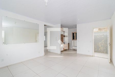 Sala de casa de condomínio para alugar com 2 quartos, 56m² em Niterói, Canoas