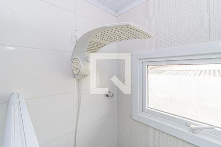 Casa de condomínio à venda com 56m², 2 quartos e 1 vagaBanheiro