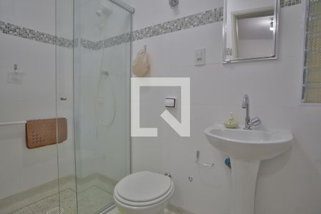 Suíte do Quarto 1 de apartamento para alugar com 2 quartos, 75m² em Ponta da Praia, Santos