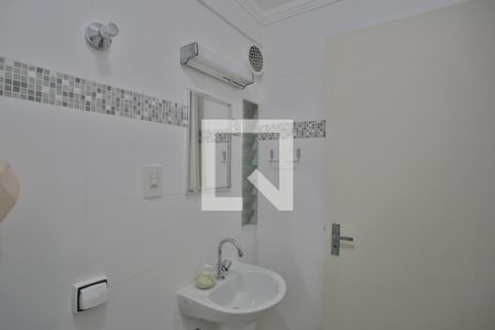 Suíte do Quarto 1 de apartamento para alugar com 2 quartos, 75m² em Ponta da Praia, Santos