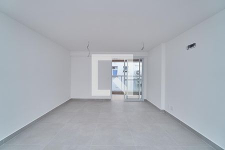 Apartamento à venda com 68m², 2 quartos e 2 vagasSala