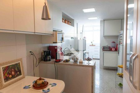 Apartamento à venda com 159m², 3 quartos e 2 vagasCozinha