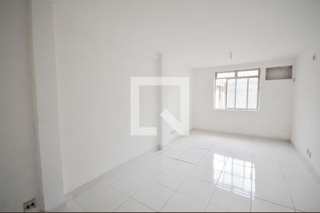 Casa à venda com 275m², 4 quartos e 2 vagas Casa à venda com 275m², 4 quartos e 2 vagasQuarto 4