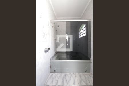 Banheiro de casa para alugar com 3 quartos, 154m² em Jardim Santa Maria, São Paulo